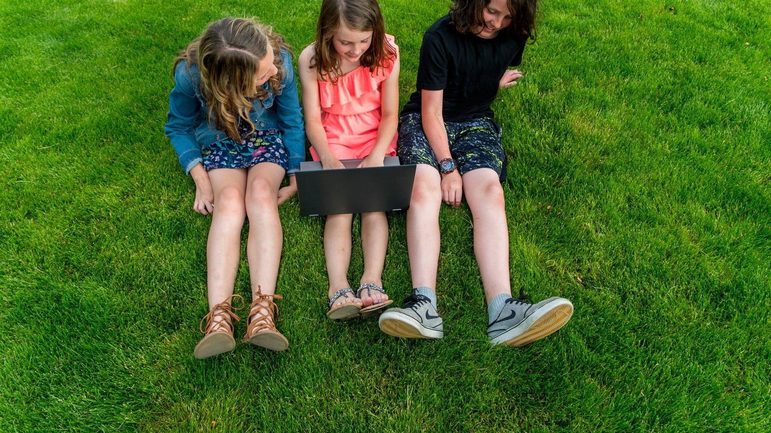 Crucial memory solutions image