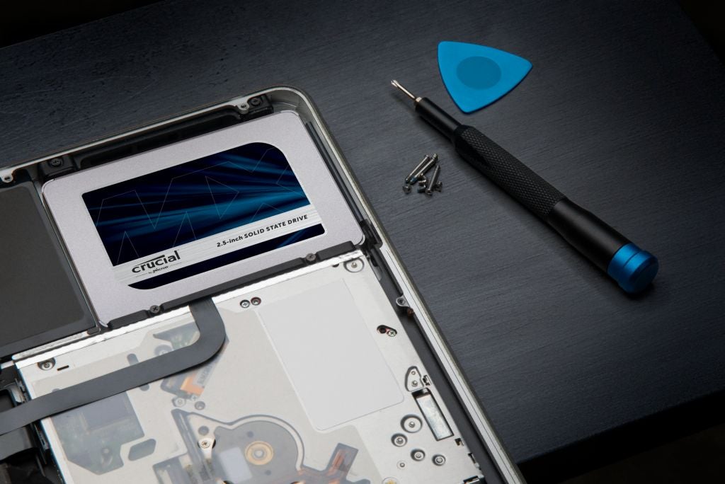 Crucial mx500 install table image