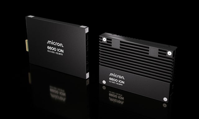 6600 ION 122TB SSD 产品系列